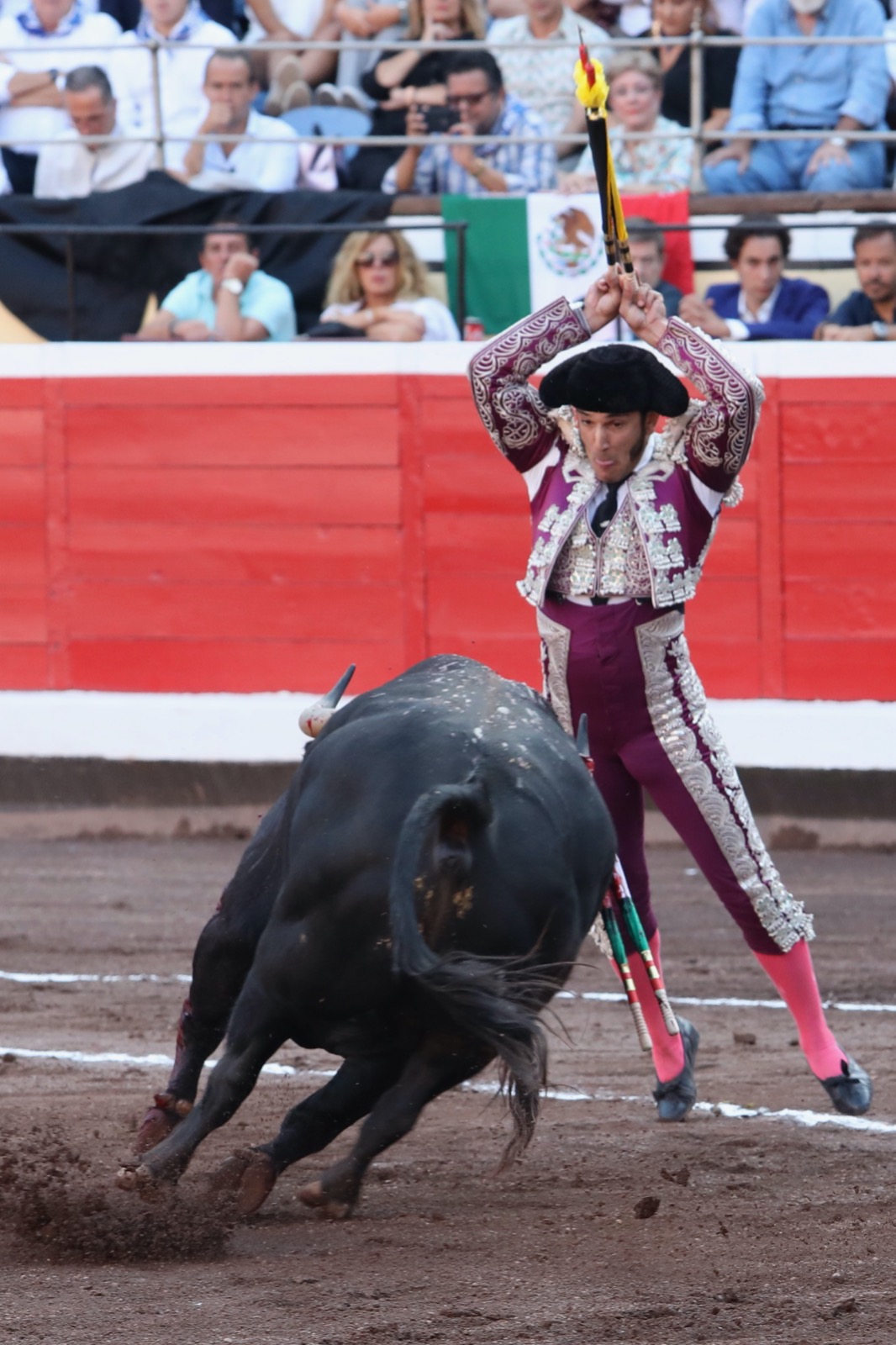 LAS BANDERILLAS - Club Taurino Bilbao